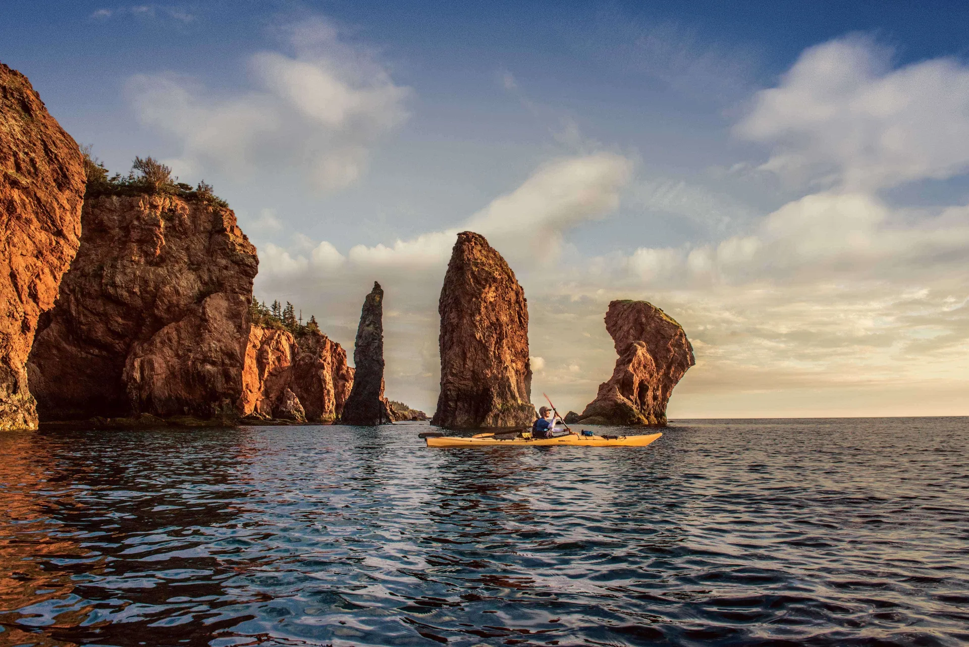 Kayaking-at-Three-Sisters_SM_14_2284-WORK-min